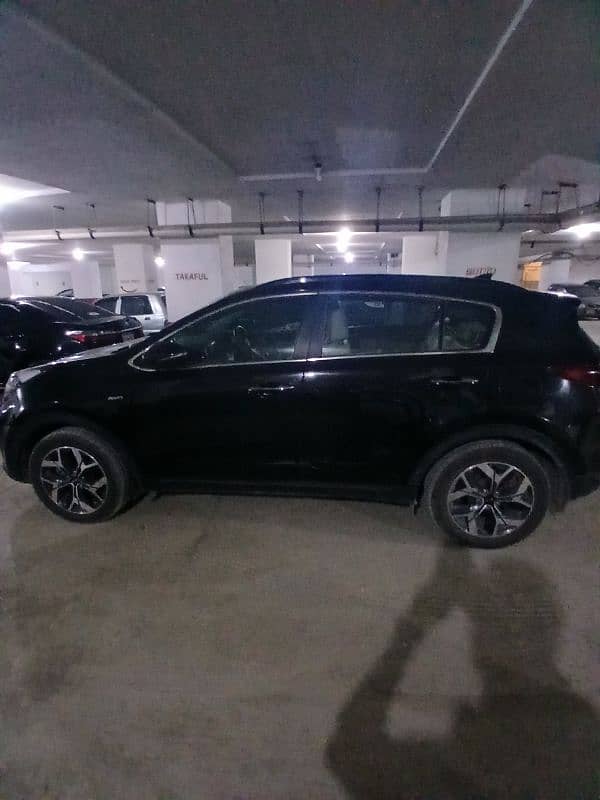 KIA Sportage AWD 2