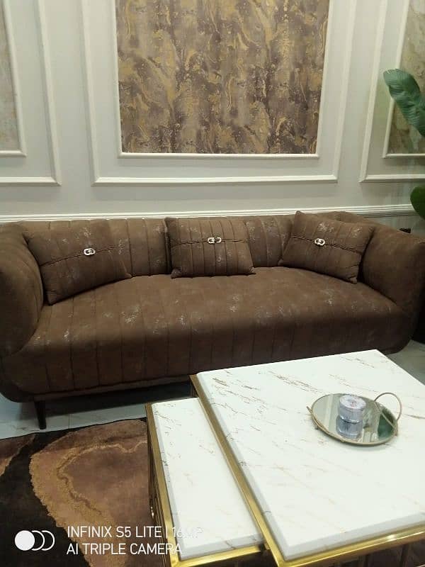 5 setar sofa set in new condition 0