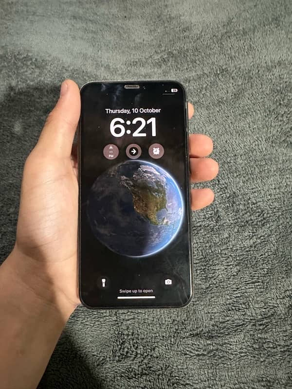 iPhone XS 5