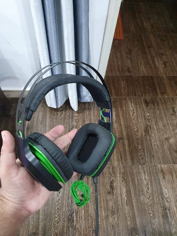 Razer Electra V2 Gaming Headphone for PC and Mobile 5