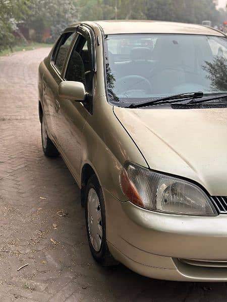 Toyota Platz 2000 9