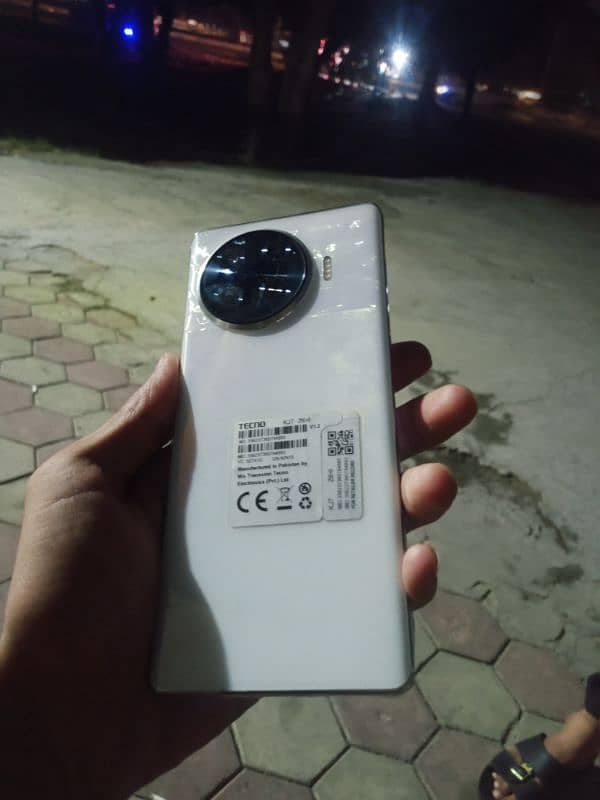 Tecno spark 20plus full box 0