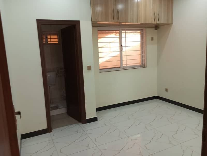 10 Marla Upper Portion Available For Rent 5