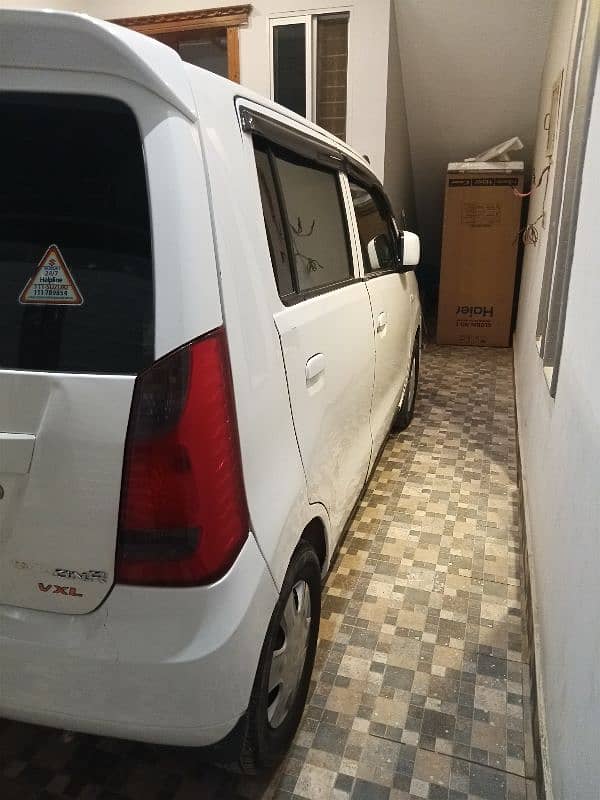 Suzuki Wagon R 2017 3