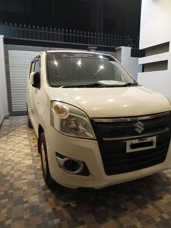 Suzuki Wagon R 2017 4