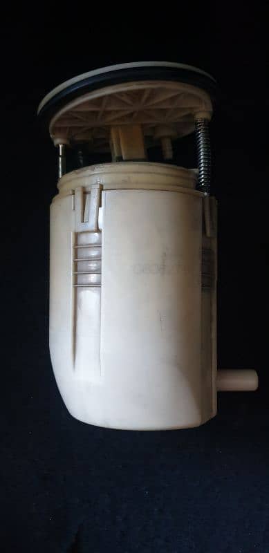 Toyota Mark X fuel pump 3gr 3000cc 1