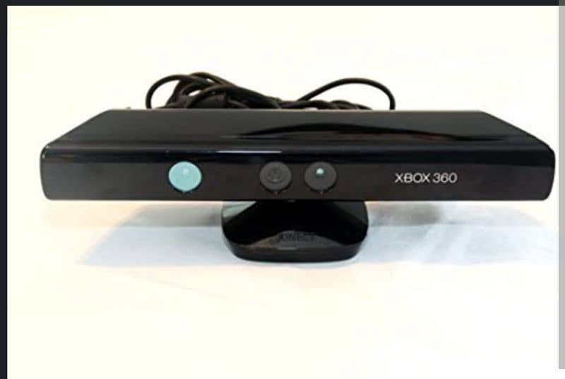 Xbox 360 E slim with motion sensor + 6 disk games and 20++ on hard 4