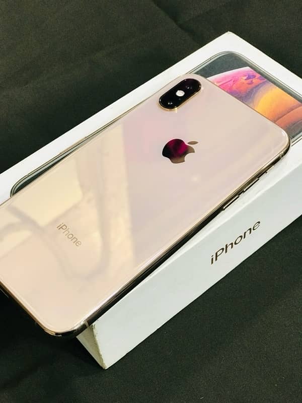 iPhone XS 7