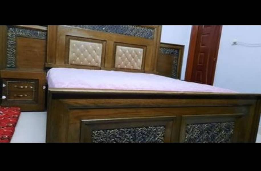 bed with mattress and dressing table 5