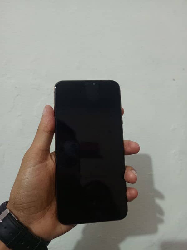 iPhone 11 pro max 1