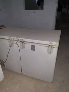 Selling Deep Freezer