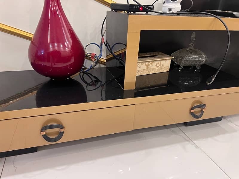 tv unit/console 6