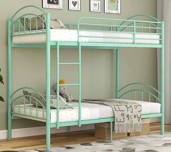 Triple bunk bed 19