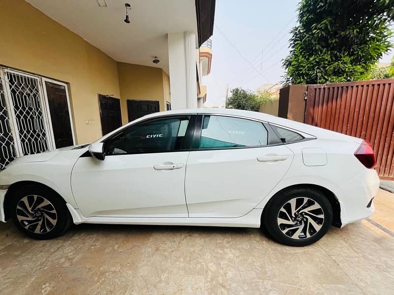 Honda Civic VTi Oriel Prosmatec 2017 1