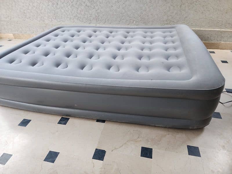 AIR MATTRESS 1