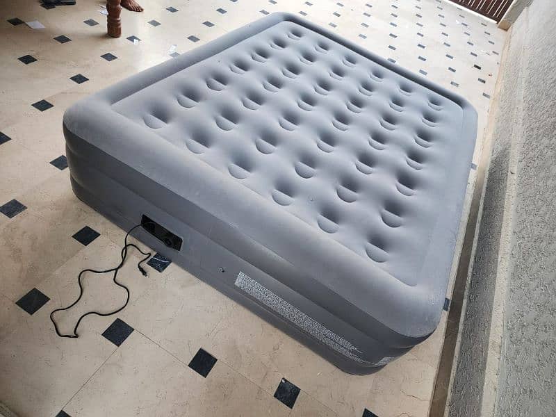 AIR MATTRESS 7