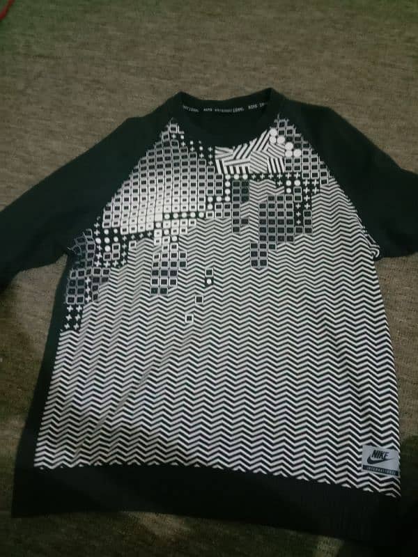 Nike sweatshirt 2