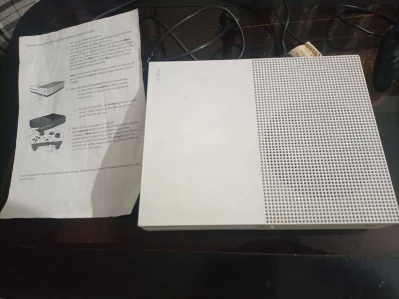 XBOX one S 1 tb 1