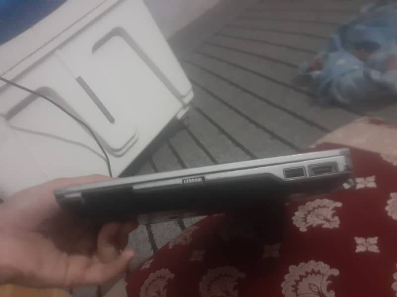 Laptop avaliable 20k i5 1