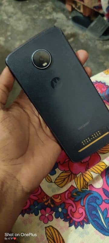 moto z4 3