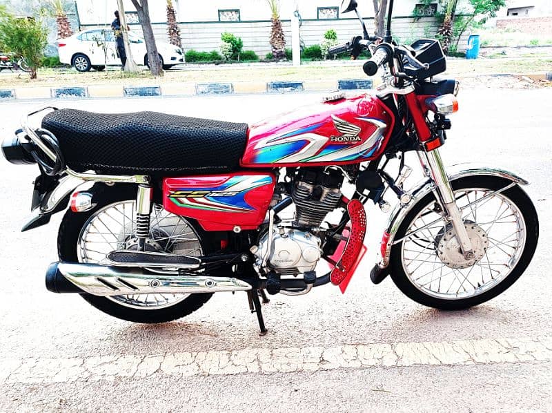 Awesome condition Honda CG125 for sale & exchange possible 0