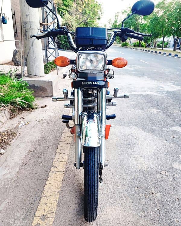 Awesome condition Honda CG125 for sale & exchange possible 9