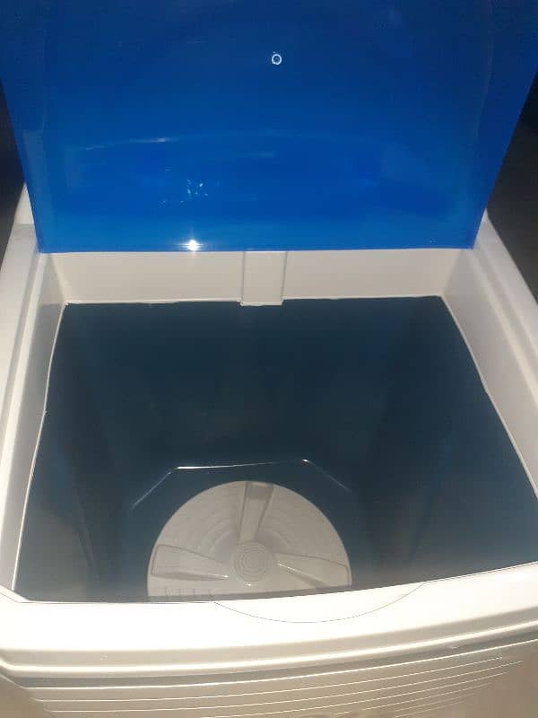 Washing machine brand new 7