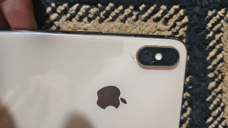 iPhone XS 7