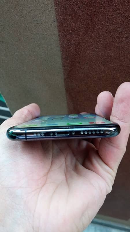 iphone 11pro non pta 64 gb factory unlocked xclnt condition 3