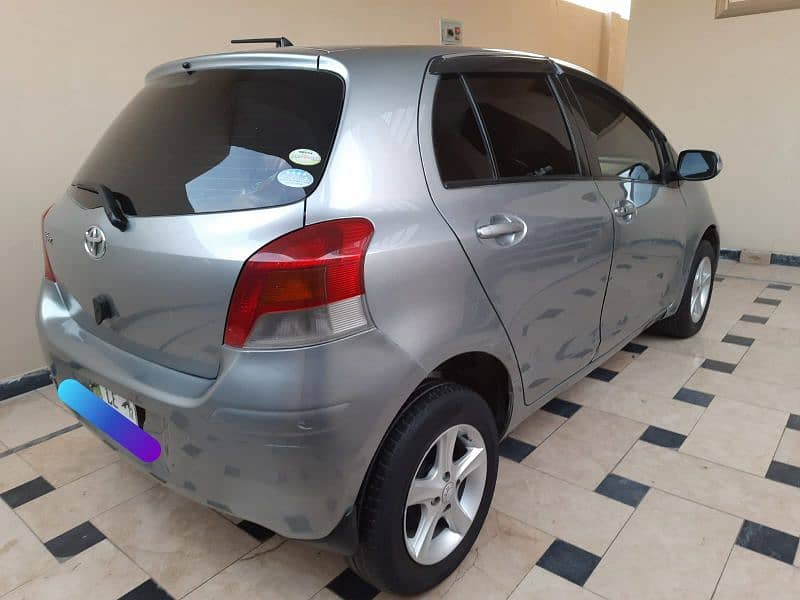 Toyota Vitz 2008 3