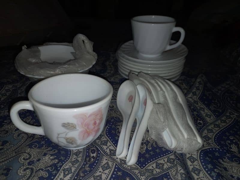 marble  dinner set 72 pieces 1