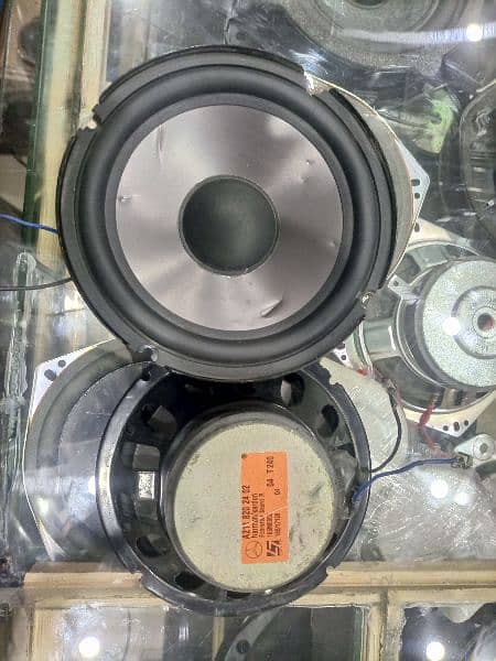 Harman/Kardon Original Benz 6"speaker 2