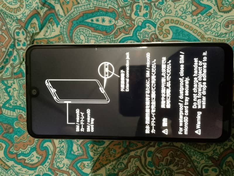 Aquos R3 with charger All good but touch is not working. 4