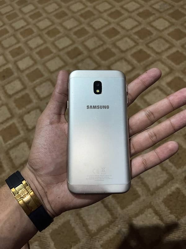 Samsung galaxy J3 1