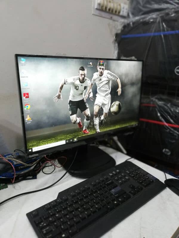 HP, Dell & Thinkvision 24" Borderless IPS LED Monitors in A+ Condition 10