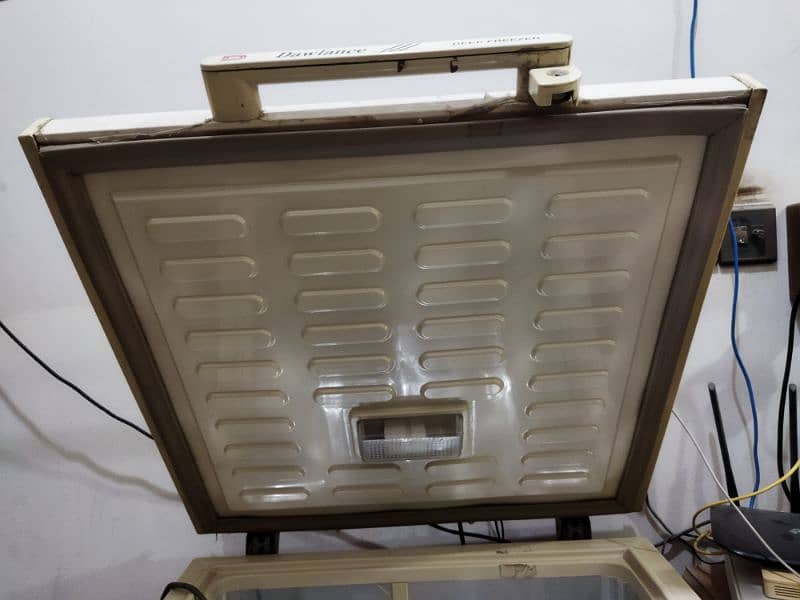 Dawlance Freezer Good Condition 6