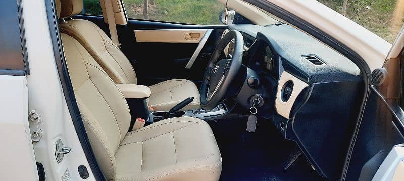 Toyota Corolla Altis1.6 2017 Model BToB Car for sale 14