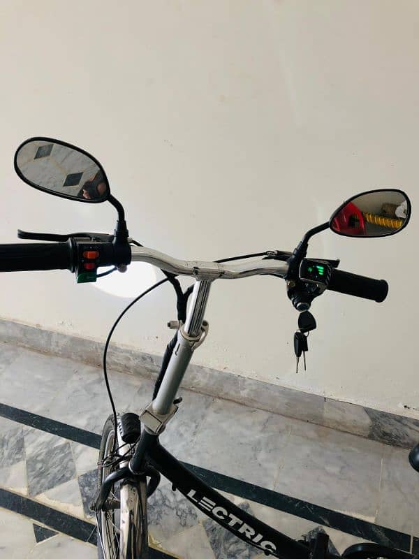 Electric cycle with lithium ion battery 3