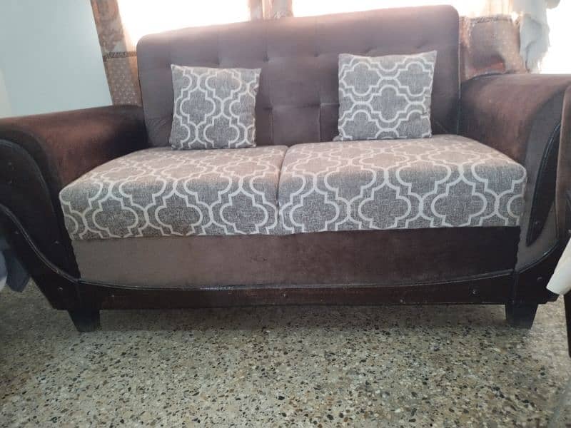 Sofa set used only 2year 4