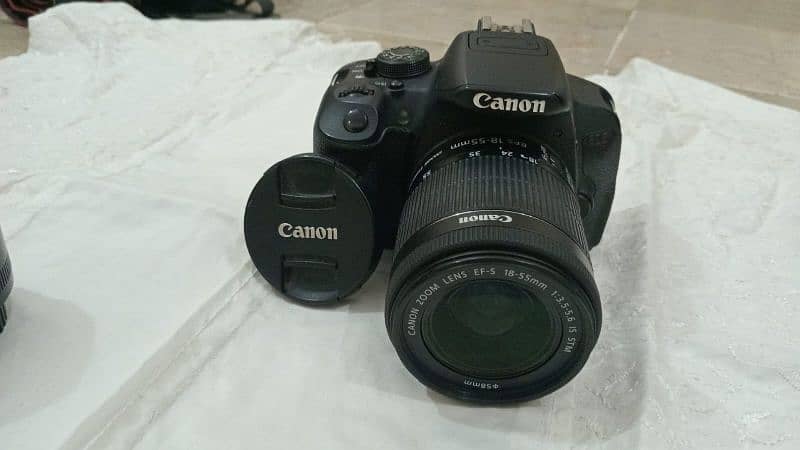 DSLR CANON 700D FOR SALE 2