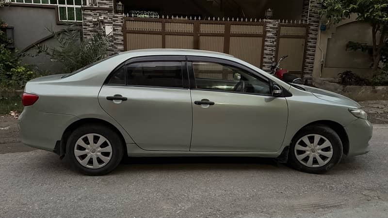 Toyota Corolla GLI 2010 3