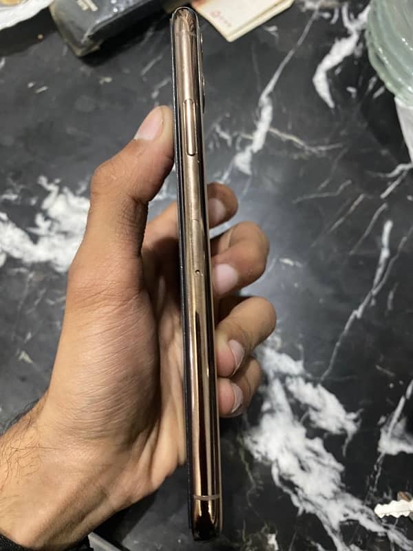 Iphone 11 pro max pta approved 256gb All ok 2