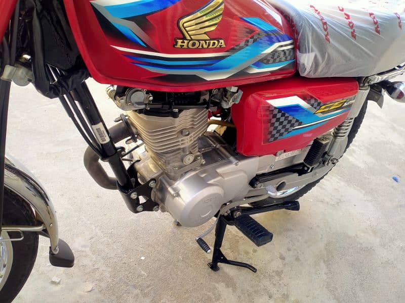 Honda CG 125 . Model 24. Applied For. Brand New Condition 2