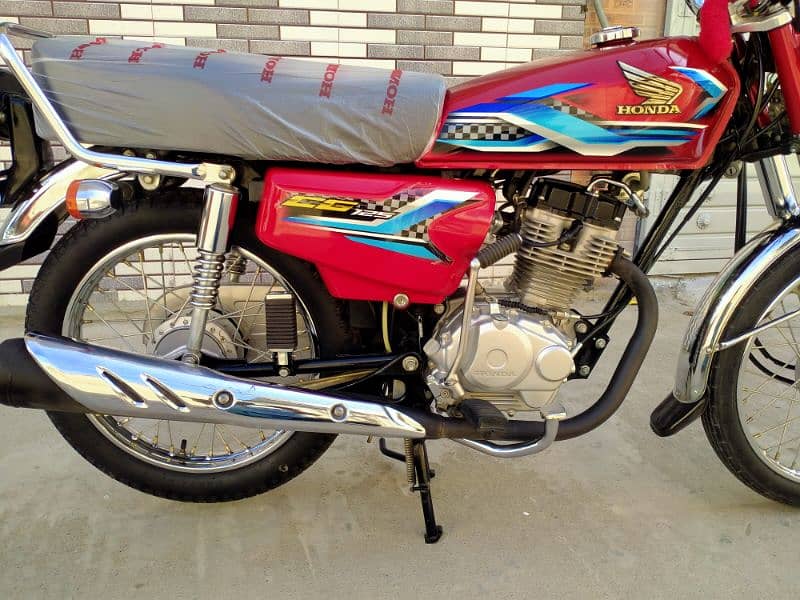 Honda CG 125 . Model 24. Applied For. Brand New Condition 6