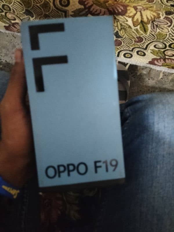 Oppo f19 urgent sale 3