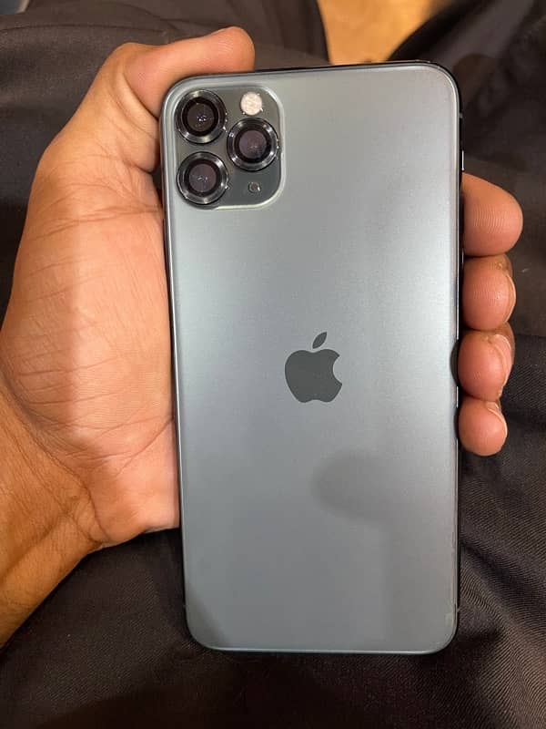 iPhone 11 Pro Max 3