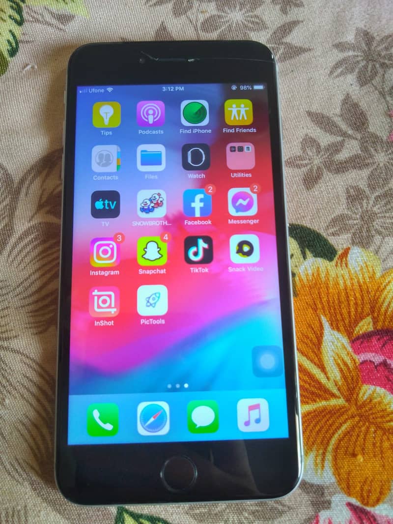 iPhone 6 Plus 16GB 1