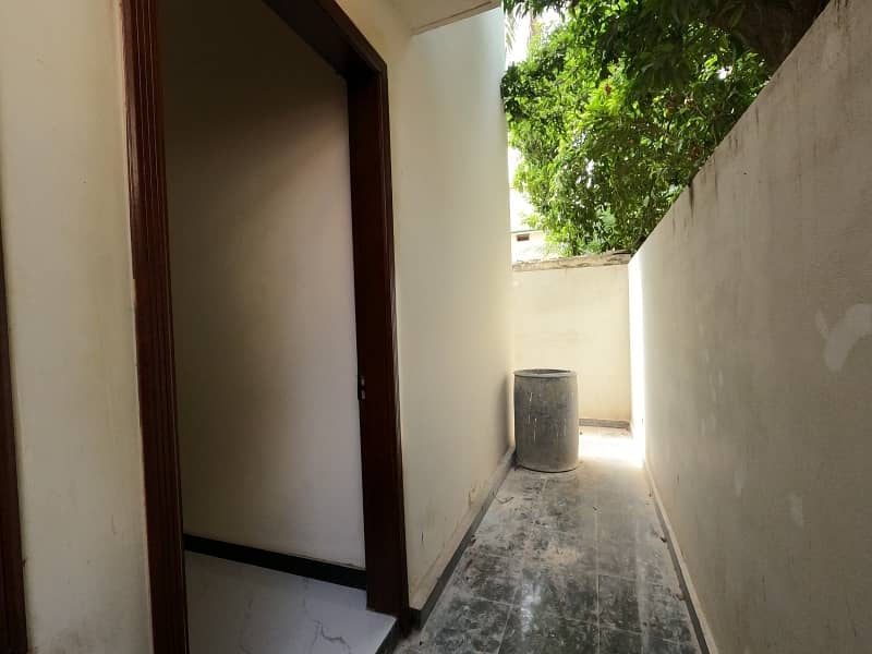 Aesthetic Prime Location House Of 313 Square Yards For Sale Is Available 29