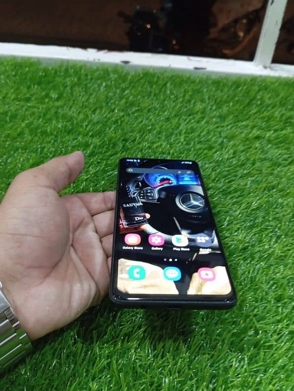 Samsung Galaxy A71 1