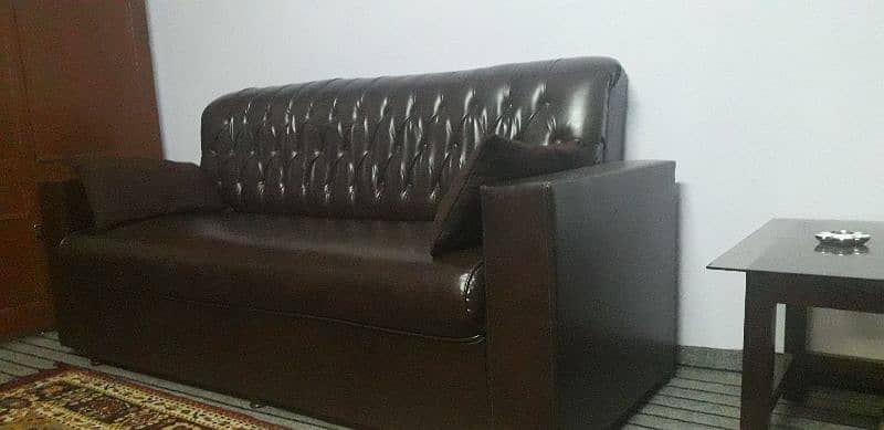 Sofa set 5 seater. 2